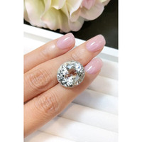 18.94 Ct. Aquamarine from Ceylon (Sri Lanka) Life Style