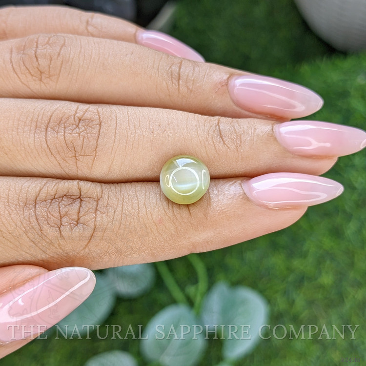 5.00 Ct. Greenish Yellow Cabochon Chrysoberyl from Ceylon (Sri Lanka)