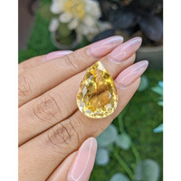 23.67 Ct. Yellow Citrine from Ceylon (Sri Lanka) Life Style