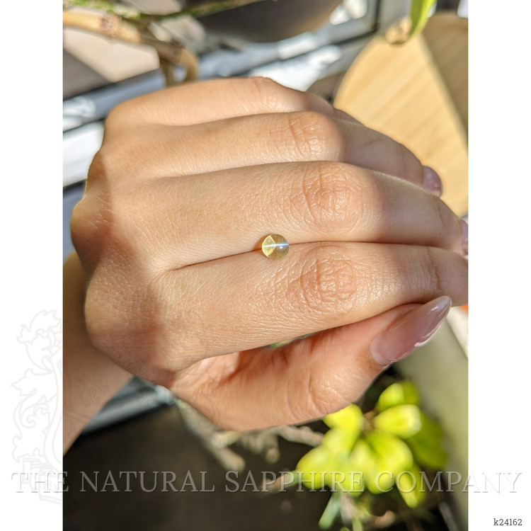 0.99 Ct. Yellow Cabochon Chrysoberyl from Ceylon (Sri Lanka)