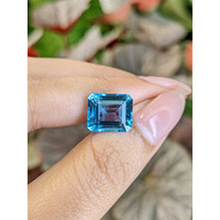 7.84 Ct. Swiss Blue Topaz from Ceylon (Sri Lanka) Life Style