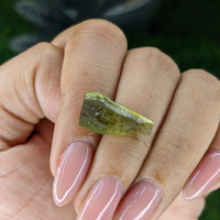 9.48 Ct. Green Tourmaline from Tanzania Life Style