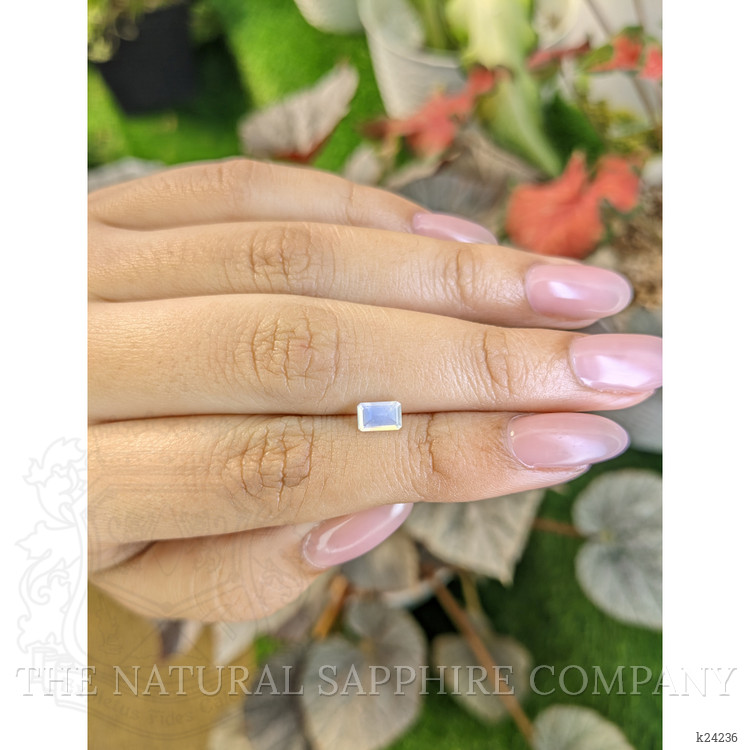 0.48 Ct. Blue Flash Moonstone from Ceylon (Sri Lanka)