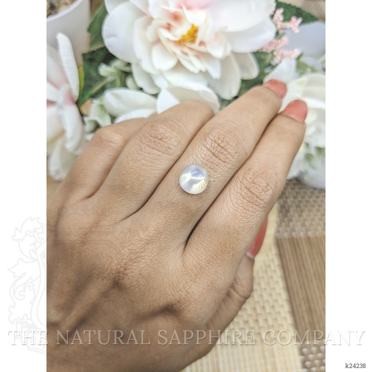 2.62 Ct. Blue Flash Cabochon Moonstone from Ceylon (Sri Lanka)