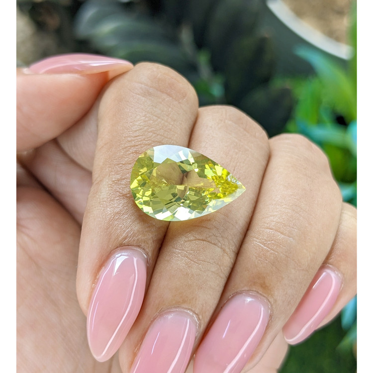 8.20 Ct. Lemon Quartz