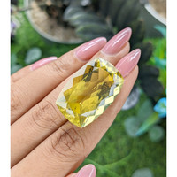 41.18 Ct. Lemon Quartz Life Style