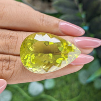 46.42 Ct. Lemon Quartz Life Style