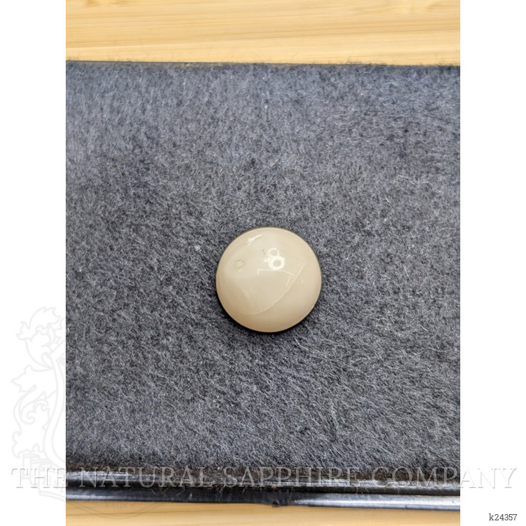 18.39 Ct. Salmon and White Cabochon Coral from Italy