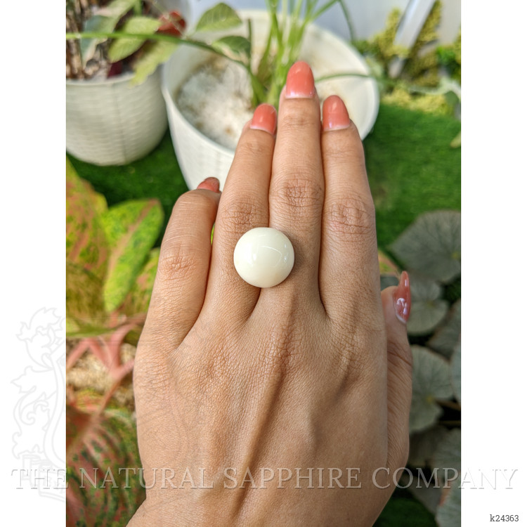 21.60 Ct. Salmon and White Cabochon Coral from Italy