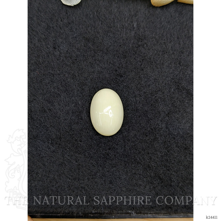 4.65 Ct. Salmon and White Cabochon Coral from Italy
