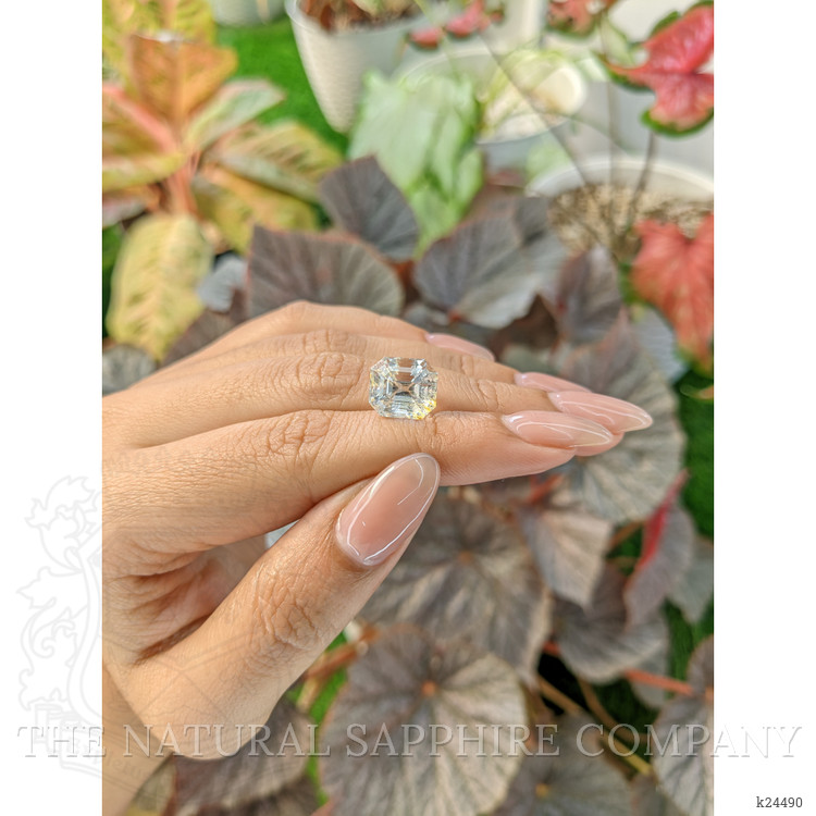 8.43 Ct. White Topaz from Ceylon (Sri Lanka)