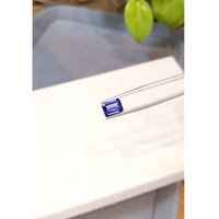 2.52 Ct. Violetish Blue Tanzanite from Tanzania Life Style