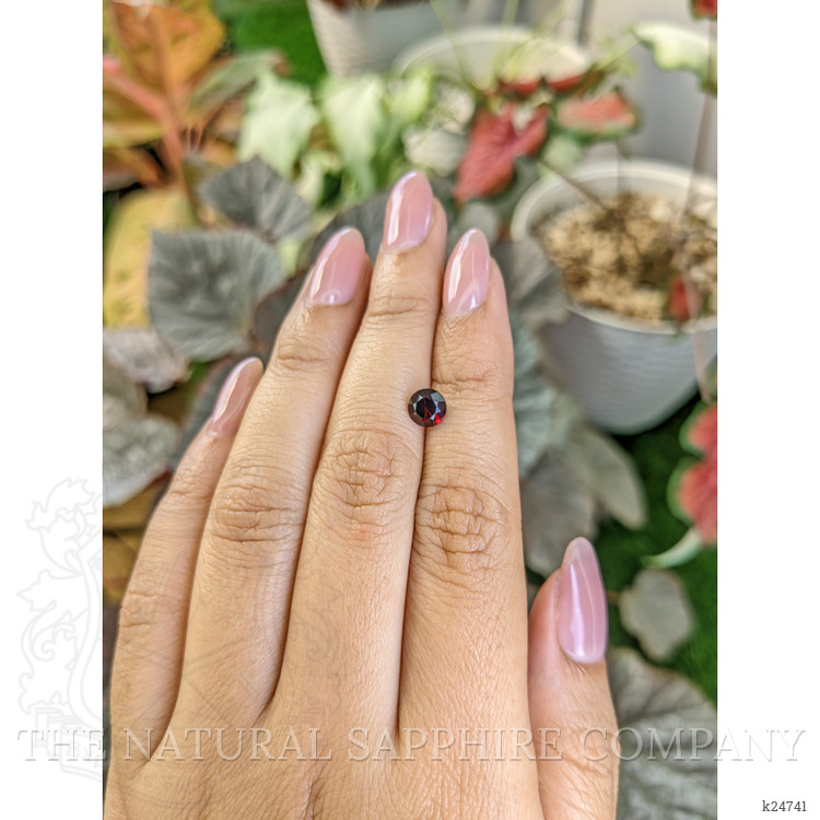 0.98 Ct. Red Garnet from Ceylon (Sri Lanka)