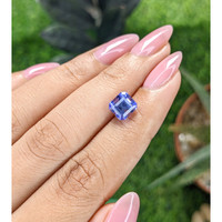 2.56 Ct. Violet Tanzanite from Tanzania Life Style