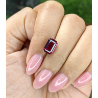 2.96 Ct. Purplish Pink Garnet from Tanzania Life Style