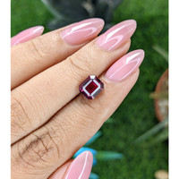 2.87 Ct. Purplish Pink Garnet from Tanzania Life Style