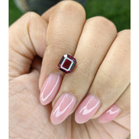 2.87 Ct. Purplish Pink Garnet from Tanzania Life Style