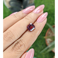 2.87 Ct. Purplish Pink Garnet from Tanzania Life Style