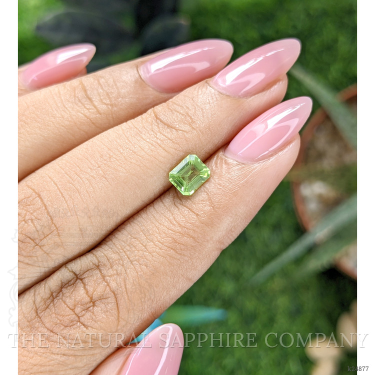 0.75 Ct. Green (Lime Green) Peridot from Tanzania