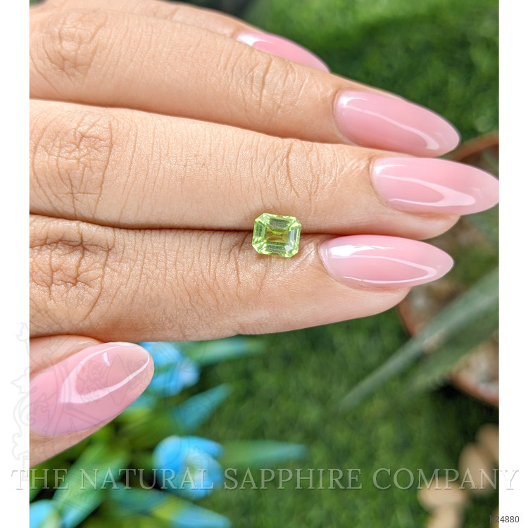 0.93 Ct. Green (Lime Green) Peridot from Tanzania