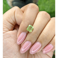 1.23 Ct. Green (Lime Green) Peridot from Tanzania Life Style