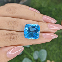17.92 Ct. Blue Topaz from Ceylon (Sri Lanka) Life Style