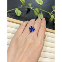 9.17 Ct. Violetish Blue Tanzanite from Tanzania Life Style