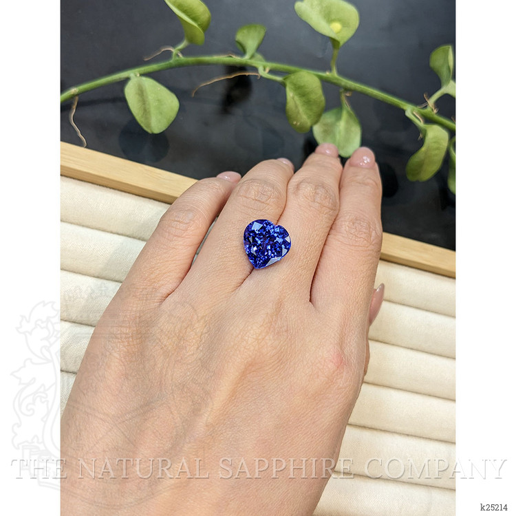9.17 Ct. Violetish Blue Tanzanite from Tanzania