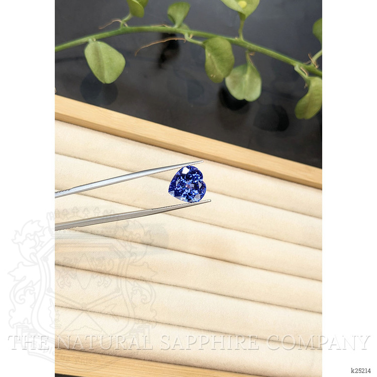 9.17 Ct. Violetish Blue Tanzanite from Tanzania