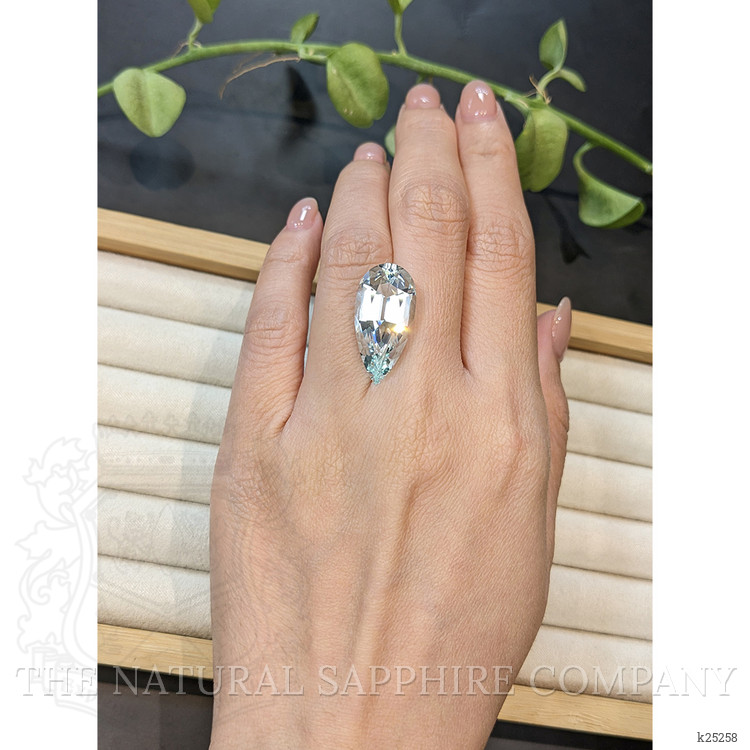 11.85 Ct. Bluish Green Aquamarine from Brazil