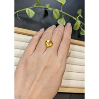 4.86 Ct. Yellow Citrine from Brazil Life Style