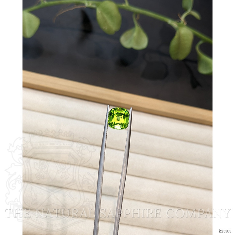 3.93 Ct. Green (Lime Green) Peridot from Pakistan