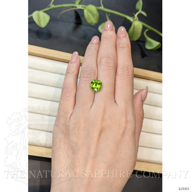 3.93 Ct. Green (Lime Green) Peridot from Pakistan