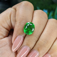 4.94 Ct. Tsavorite Garnet from Kenya Life Style