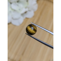 4.14 Ct. Cabochon Tiger's Eye from Ceylon (Sri Lanka) Life Style