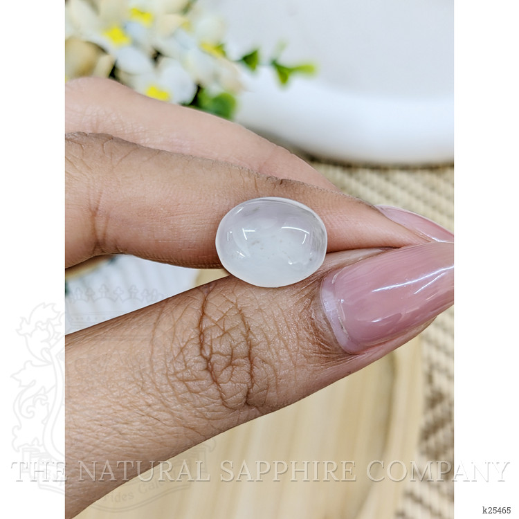 6.05 Ct. Blue Flash Cabochon Moonstone from Madagascar
