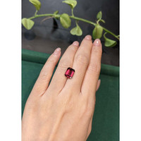 4.33 Ct. Purplish Pink Garnet from Tanzania Life Style