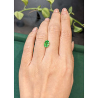 2.27 Ct. Tsavorite Garnet from Tanzania Life Style