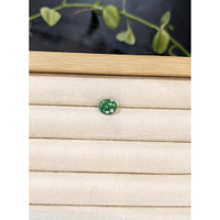 2.75 Ct. Green Zircon from Ceylon (Sri Lanka) Life Style