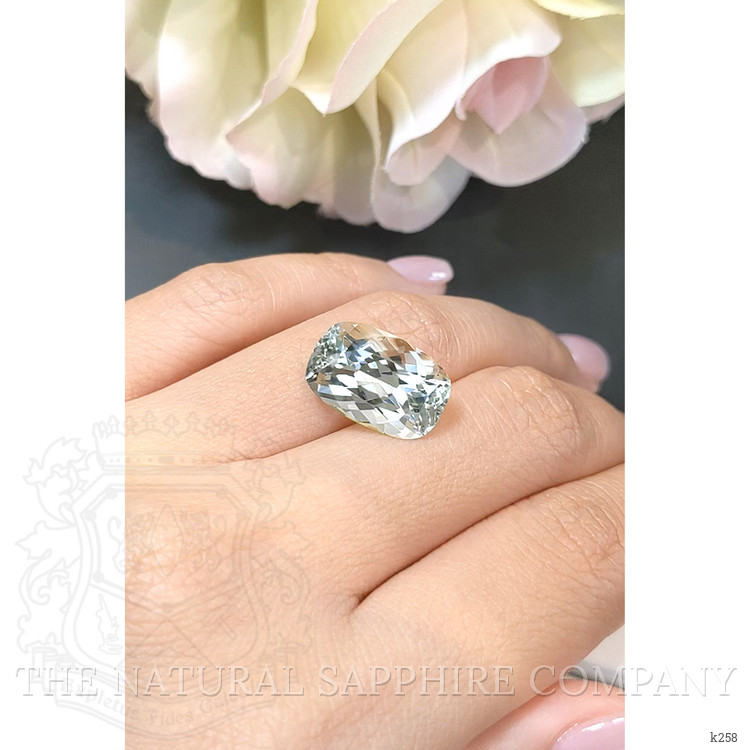 8.16 Ct. Aquamarine from Ceylon (Sri Lanka)