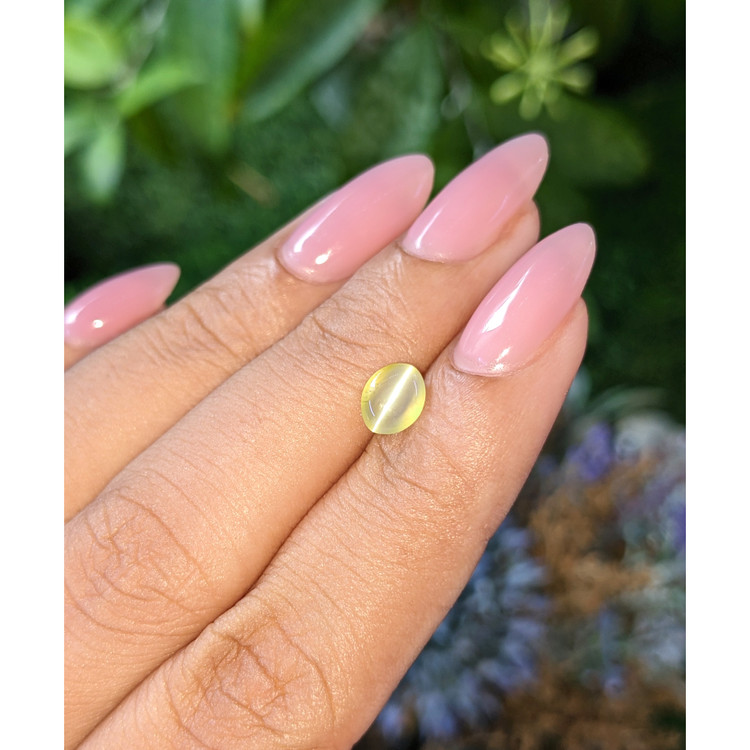 0.97 Ct. Greenish Yellow Cabochon Chrysoberyl from Tanzania
