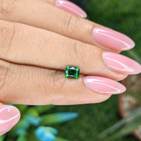0.70 Ct. Tsavorite Garnet from Tanzania Life Style