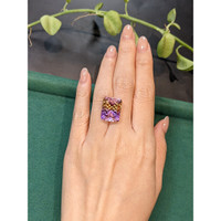13.96 Ct. Bi Color Ametrine from Bolivia Life Style