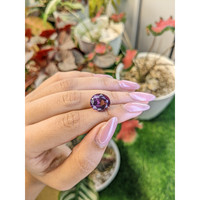 7.20 Ct. Purplish Pink Spinel from Ceylon (Sri Lanka) Life Style