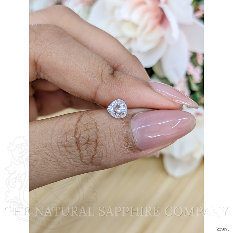 0.62 Ct. Rainbow Moonstone from Ceylon (Sri Lanka)