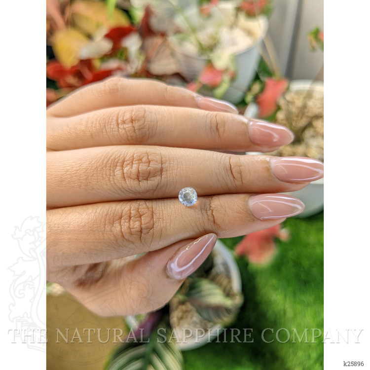 0.71 Ct. Rainbow Moonstone from Ceylon (Sri Lanka)