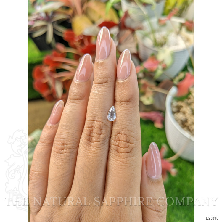 0.52 Ct. Rainbow Moonstone from Ceylon (Sri Lanka)