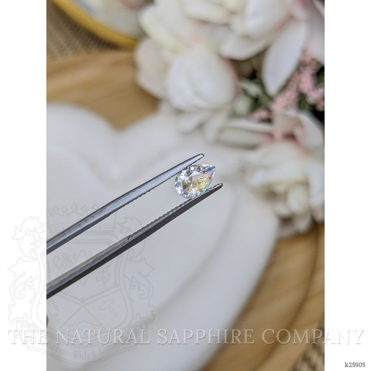 0.75 Ct. Rainbow Moonstone from Ceylon (Sri Lanka)