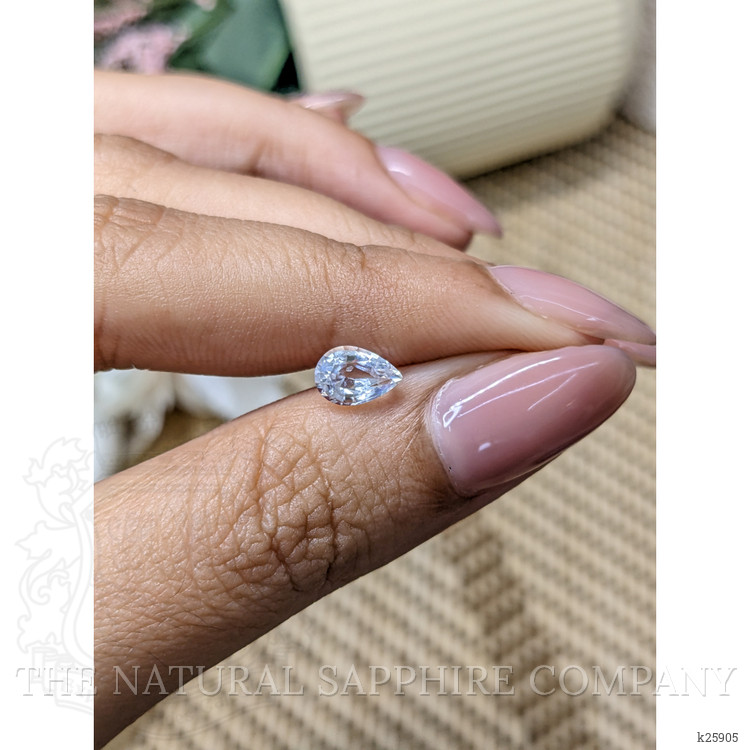 0.75 Ct. Rainbow Moonstone from Ceylon (Sri Lanka)