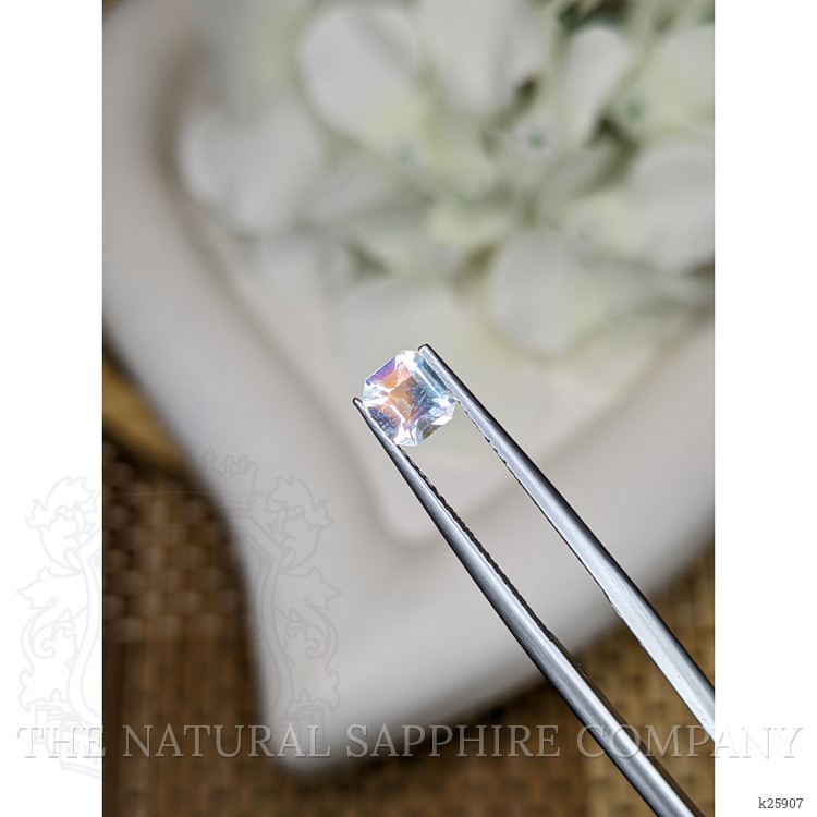 0.51 Ct. Rainbow Moonstone from Ceylon (Sri Lanka)